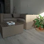 Cambor - Na Skok Do Prirody A Mesta