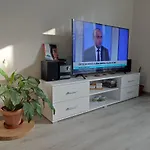 Cambor - Na Skok Do Prirody A Mesta Appartement Stupava