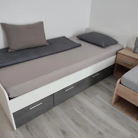 Cambor - Na Skok Do Prirody A Mesta * Stupava